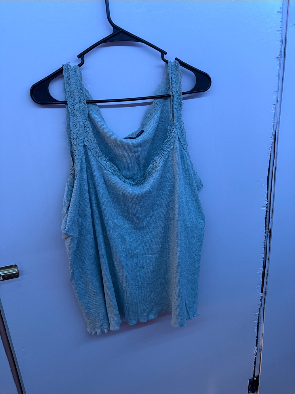 Lace-Trim Sleeveless Tank Top - Light Gray